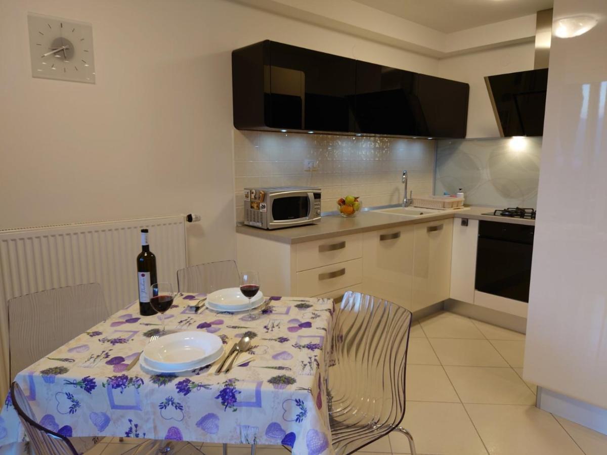 Apartman Mare Nostrum**** Apartment Рийека Екстериор снимка