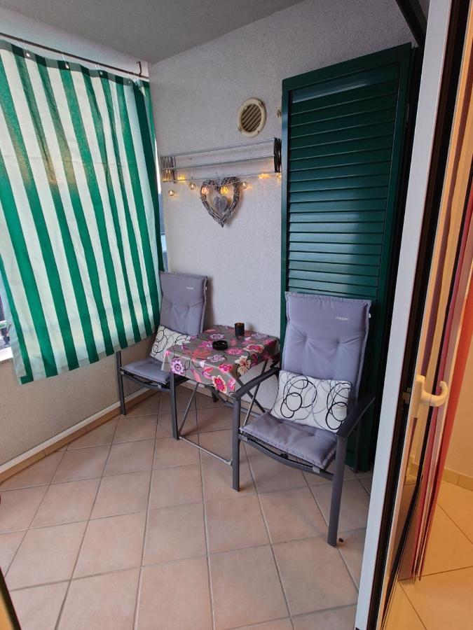 Apartman Mare Nostrum**** Apartment Рийека Екстериор снимка