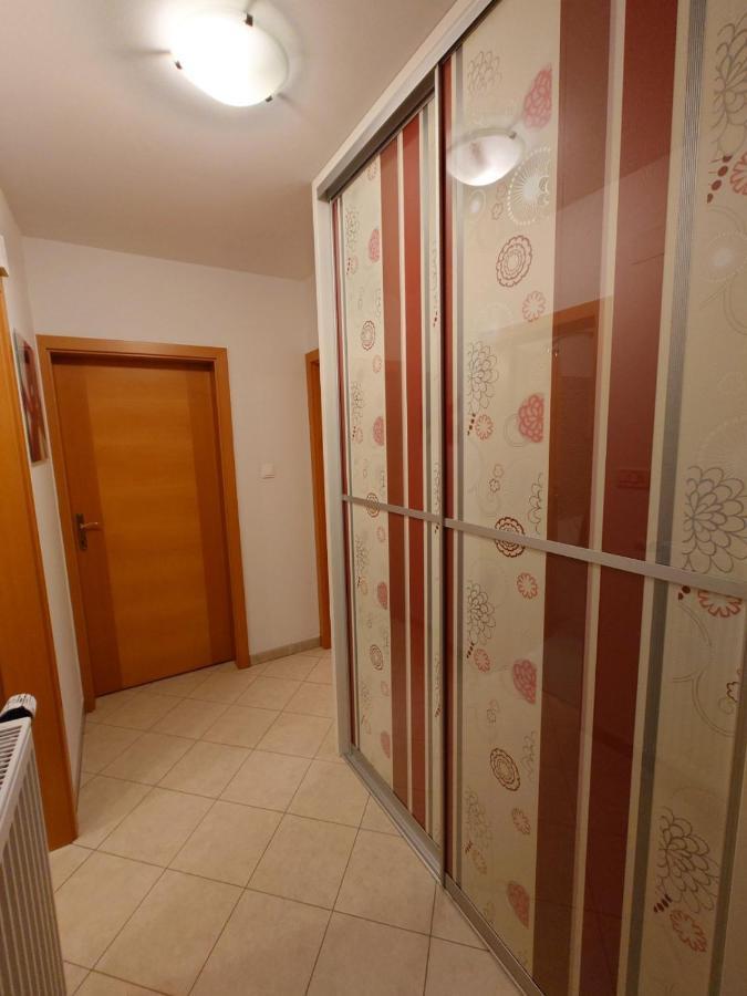 Apartman Mare Nostrum**** Apartment Рийека Екстериор снимка