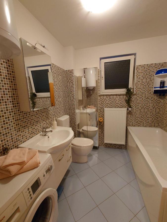 Apartman Mare Nostrum**** Apartment Рийека Екстериор снимка